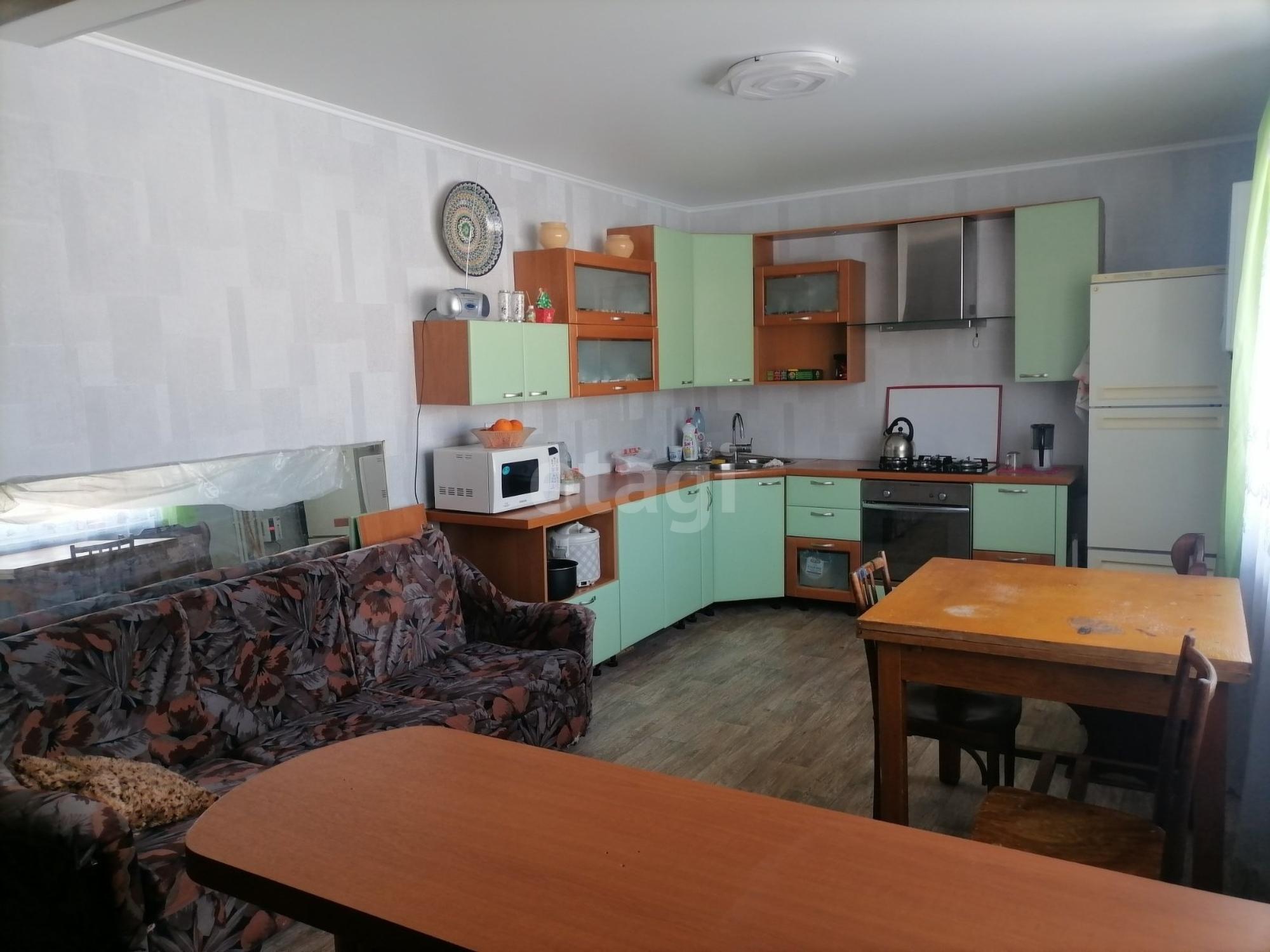 Купить дачу, дом, коттедж за 6 800 000 рублей на Ноябрьская улица