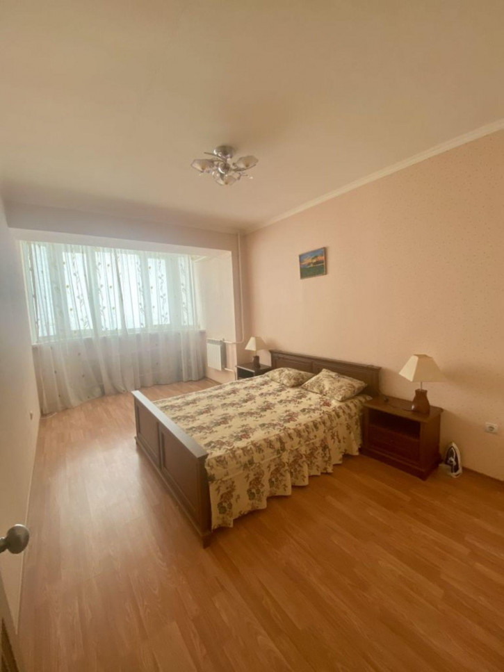2-комн квартира Адмиральского ул, 6а