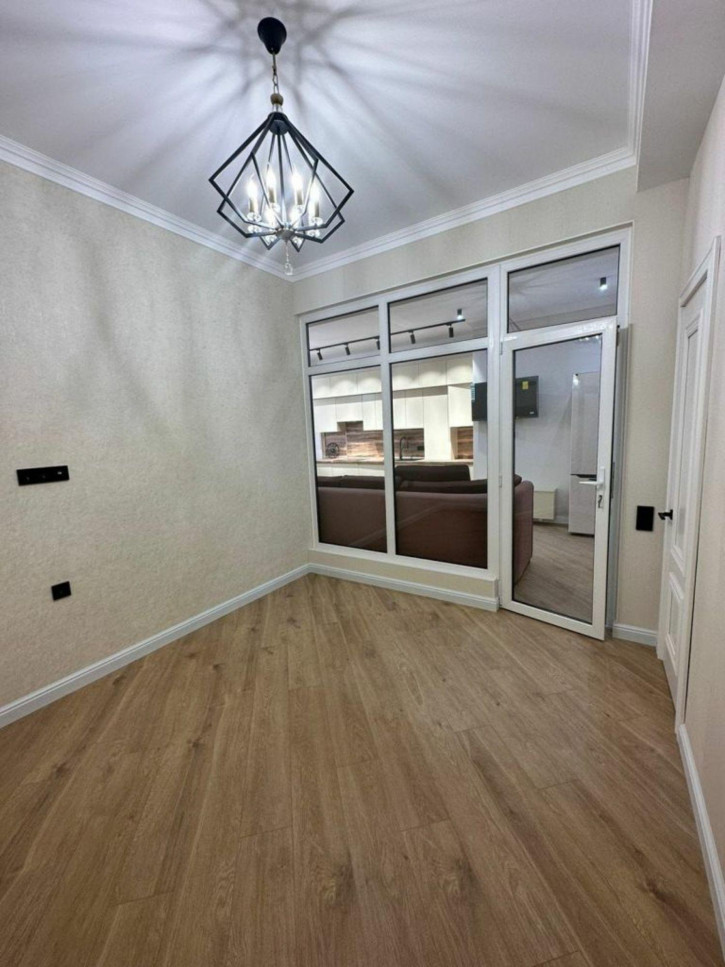 2-комн квартира Бунимовича ул, 15к2