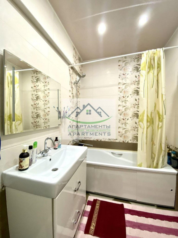 3-комн квартира Людкевича ул, 9к3