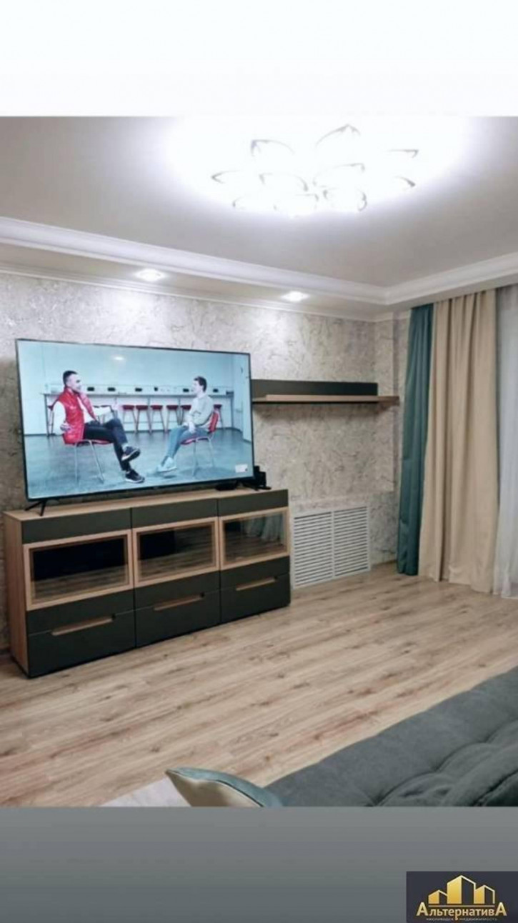 2-комн квартира Жуковского ул.