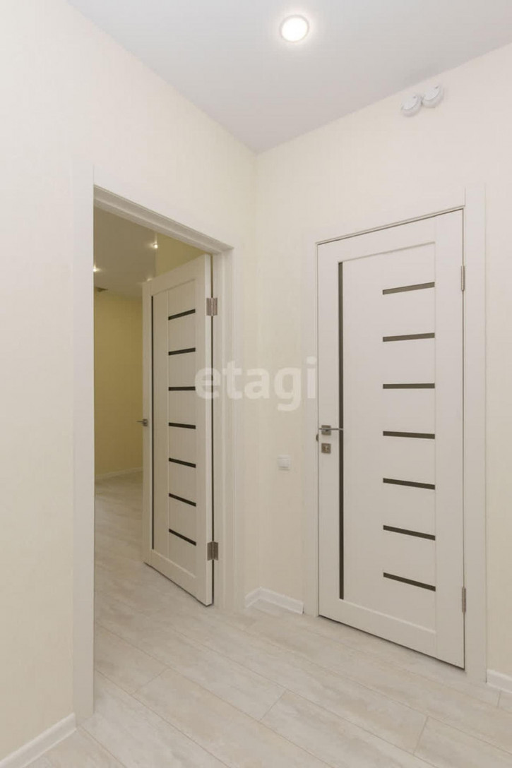 Студия Сергея Джанбровского, 3