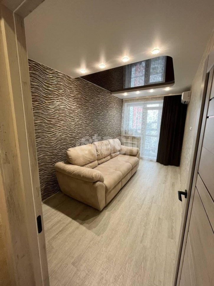 3-комн квартира Судоремонтная, 30