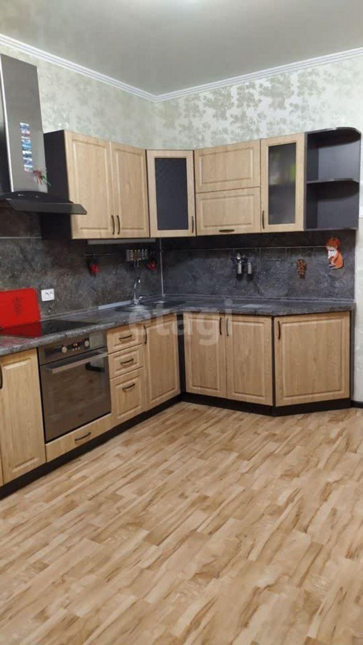 2-комн квартира Островского, 35