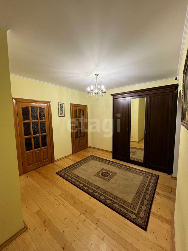 3-комн квартира Комсомольская, 56