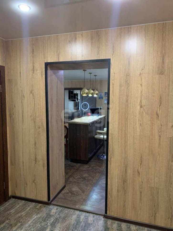 4-комн квартира Папанина, 9