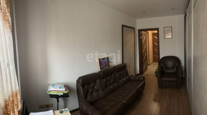 4-комн квартира Папанина, 9