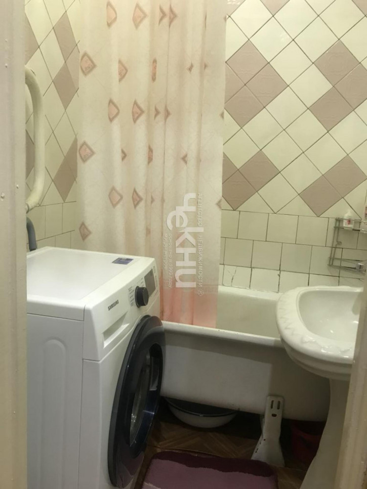 3-комн квартира Верхне-Печерская ул, 4к1
