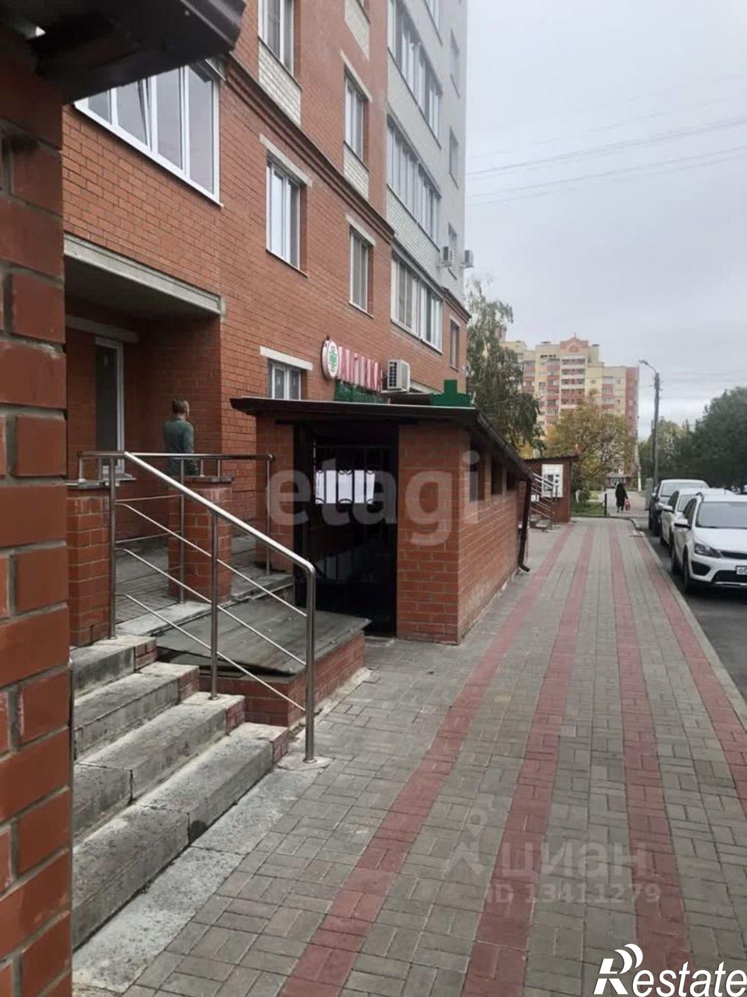 Купить торговое помещение за 2 100 000 рублей на Первомайская улица, 25А