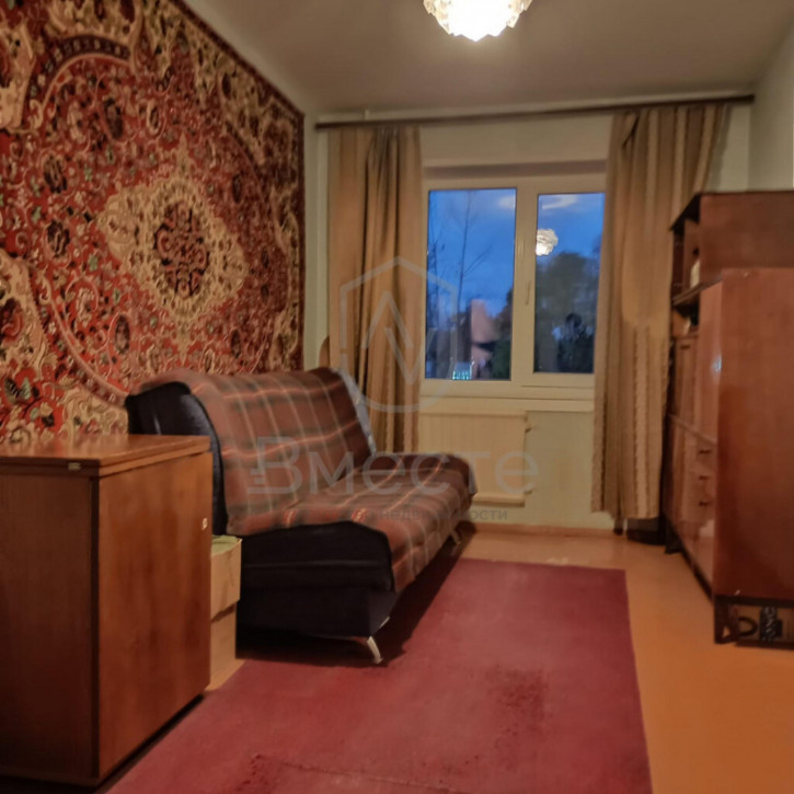 3-комн квартира Петухова, 50