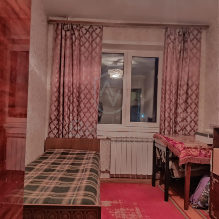 3-комн квартира Петухова, 50