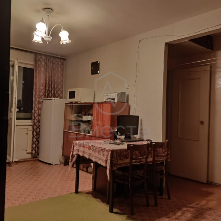 3-комн квартира Петухова, 50