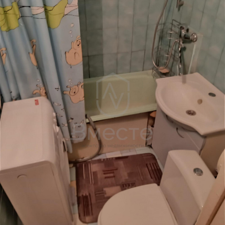 3-комн квартира Петухова, 50
