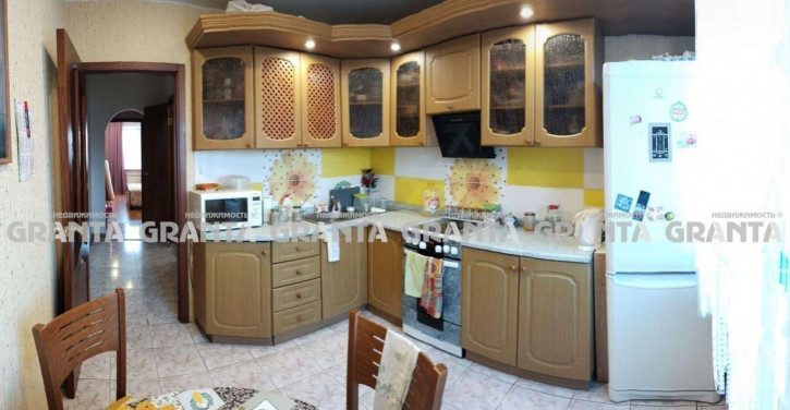 3-комн квартира ул Взлетная, 10