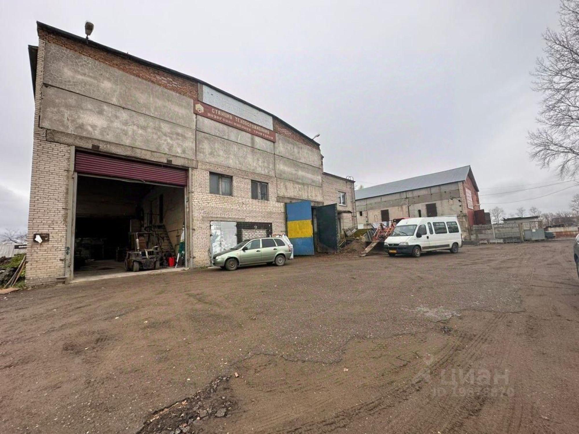 Купить производственную площадь за 30 001 300 рублей на Набережночелнинское шоссе, 4