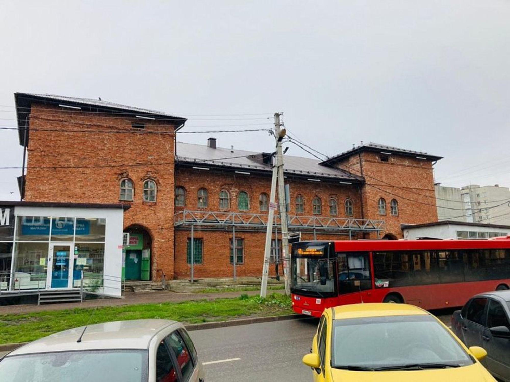 Купить офис, помещение под офис за 390 000 000 рублей на ул Максимова, 75/17