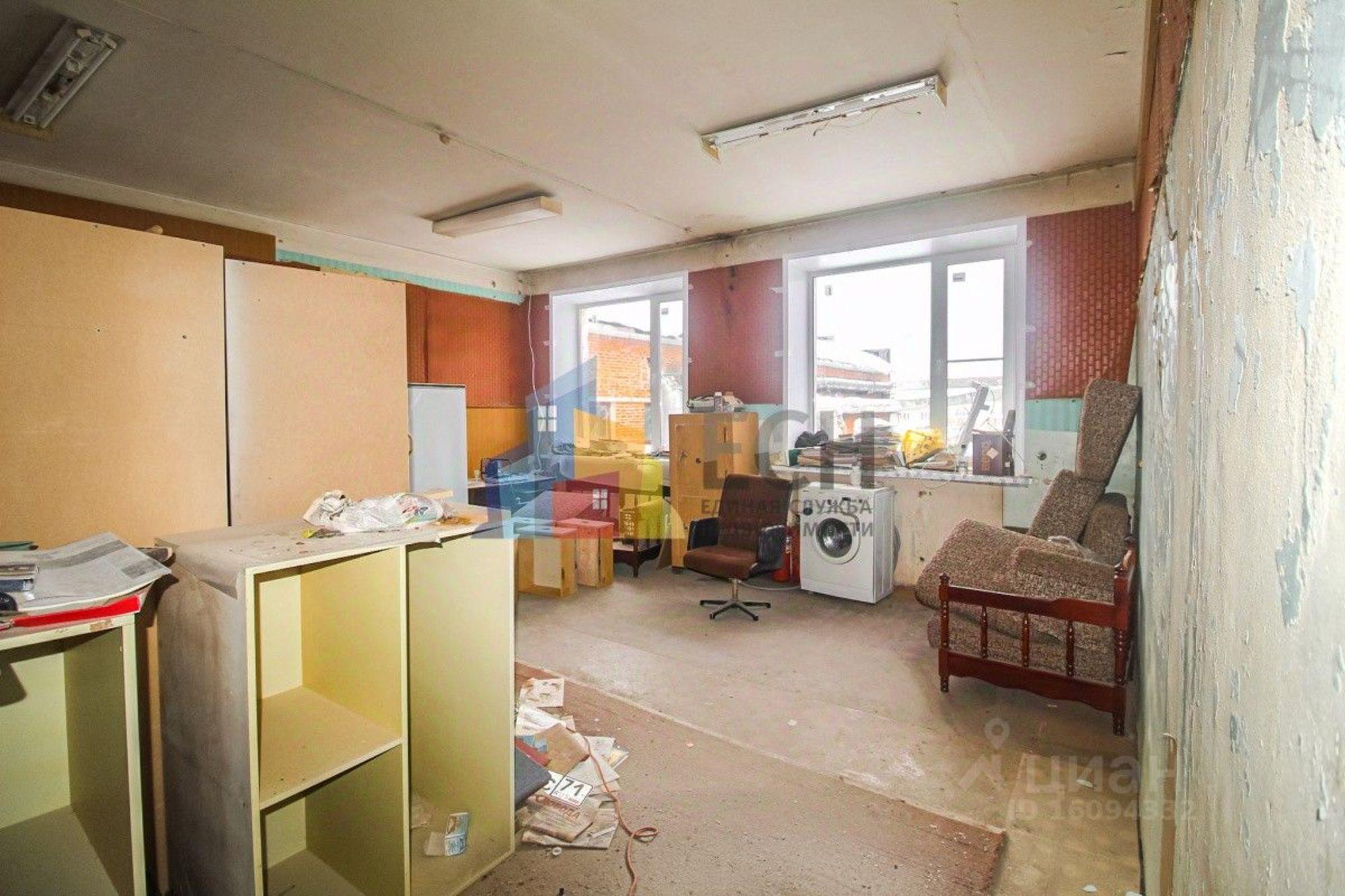 Купить производственную площадь за 62 002 400 рублей на Шахтёрская улица