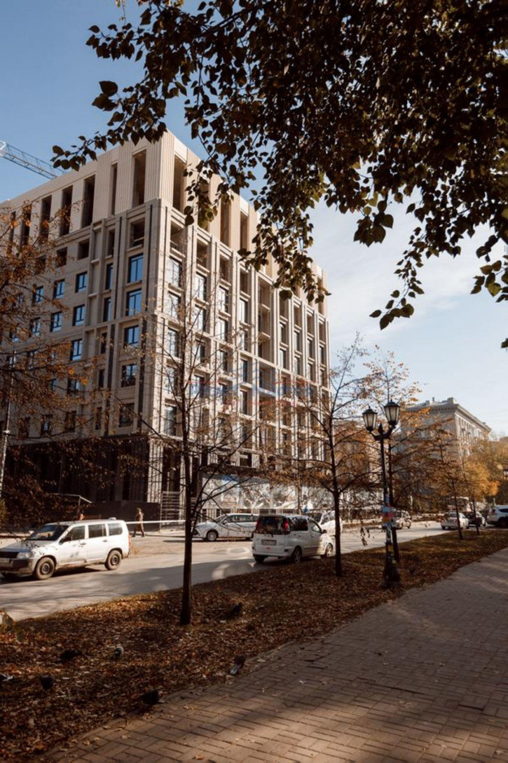 4-комн квартира в новом доме ул. Михаила Перевозчикова,4