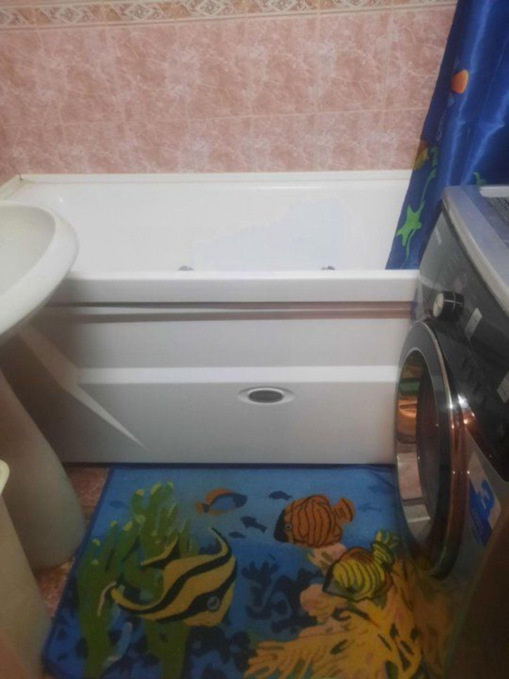 2-комн квартира Безыменского ул, 12
