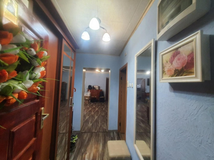4-комн квартира Коммунистическая улица, 101