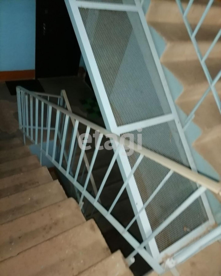 3-комн квартира Октябрьская, 8