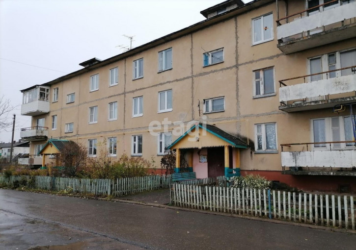 3-комн квартира Октябрьская, 8