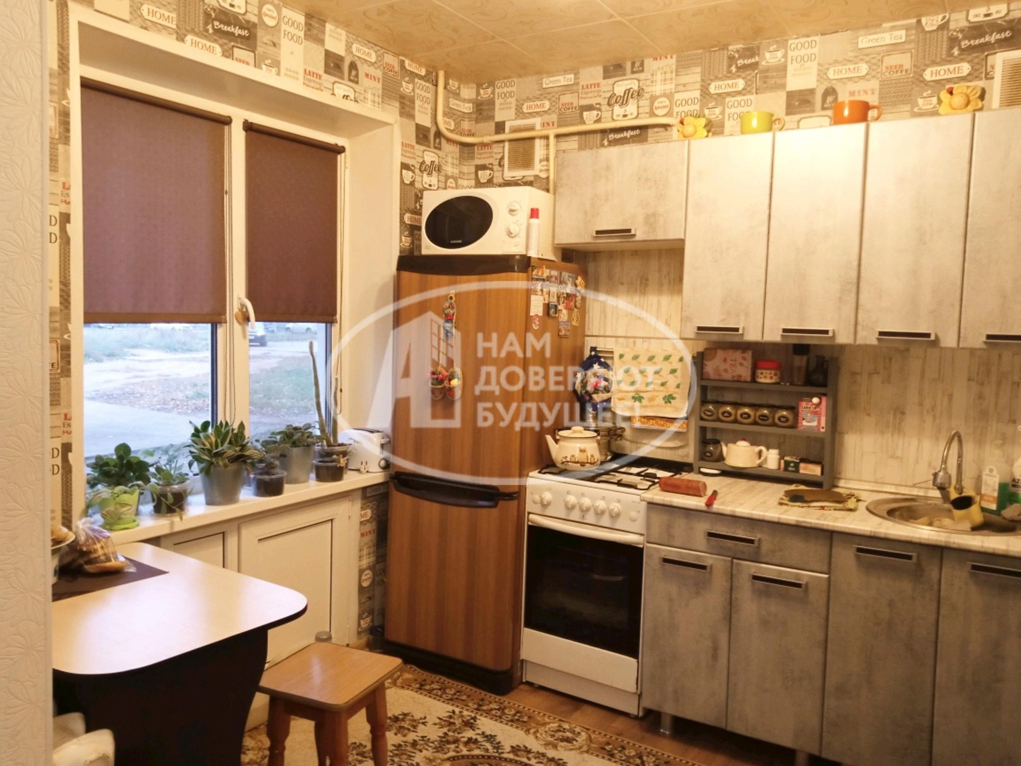 Купить квартиру за 2 500 000 рублей на Строительная улица, 12