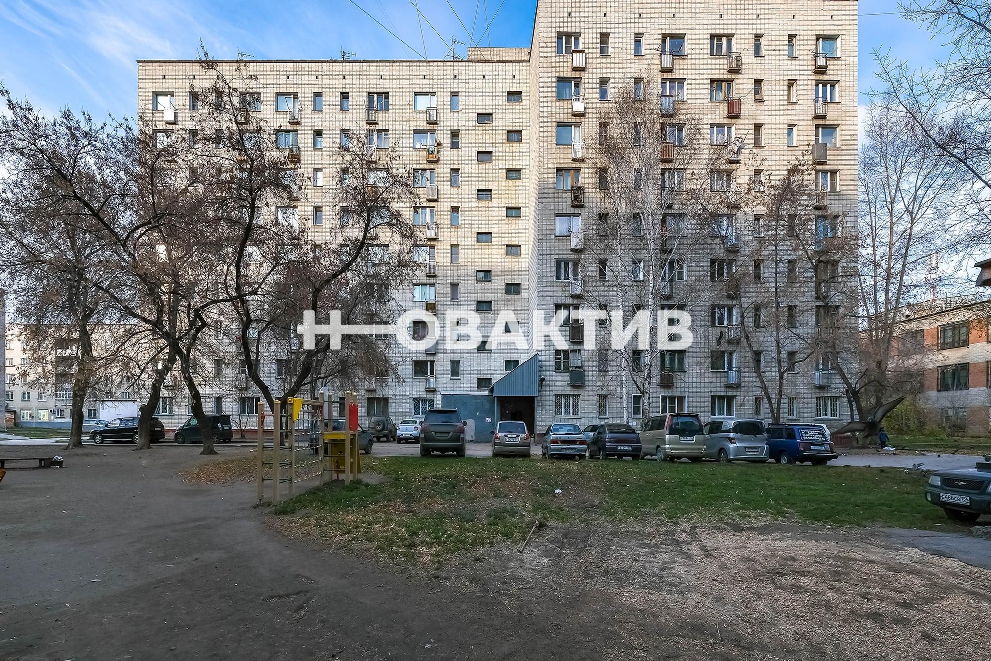 Купить квартиру за 2 440 000 рублей на Зорге, 36