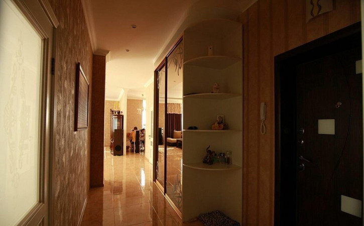 2-комн квартира улица Кати Соловьяновой, 84