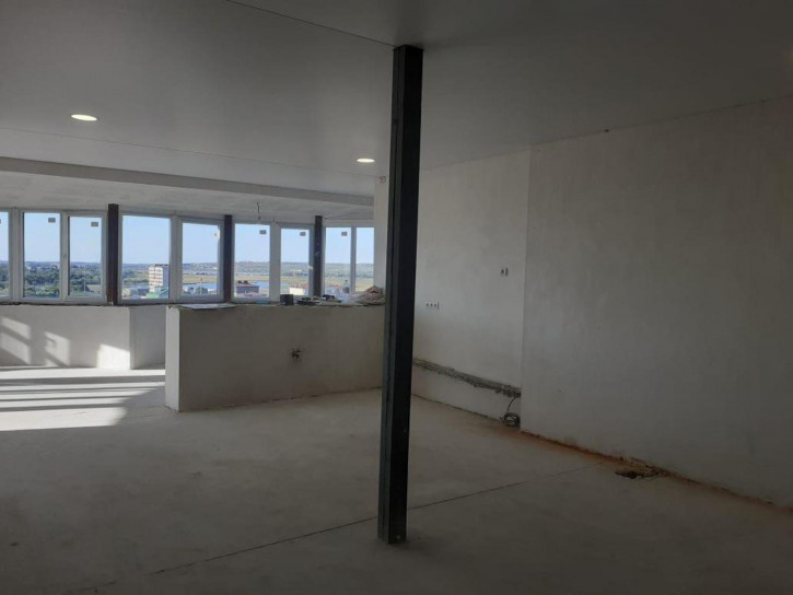 2-комн квартира Крымская улица, 272