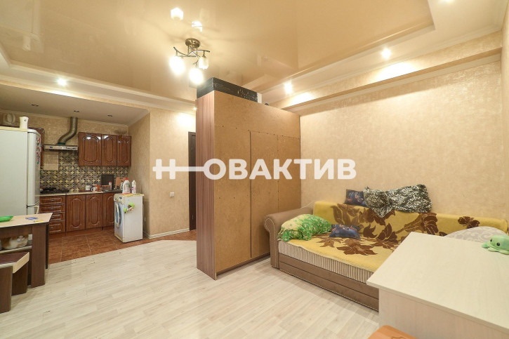 2-комн квартира Блок-Пост, 3