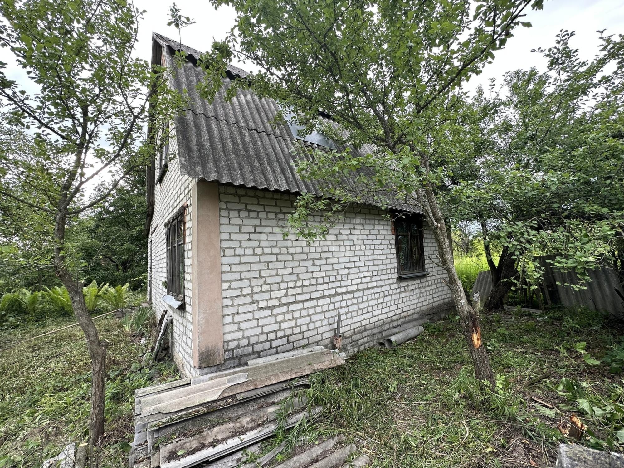Купить дачу, дом, коттедж за 2 650 000 рублей на Центральная улица