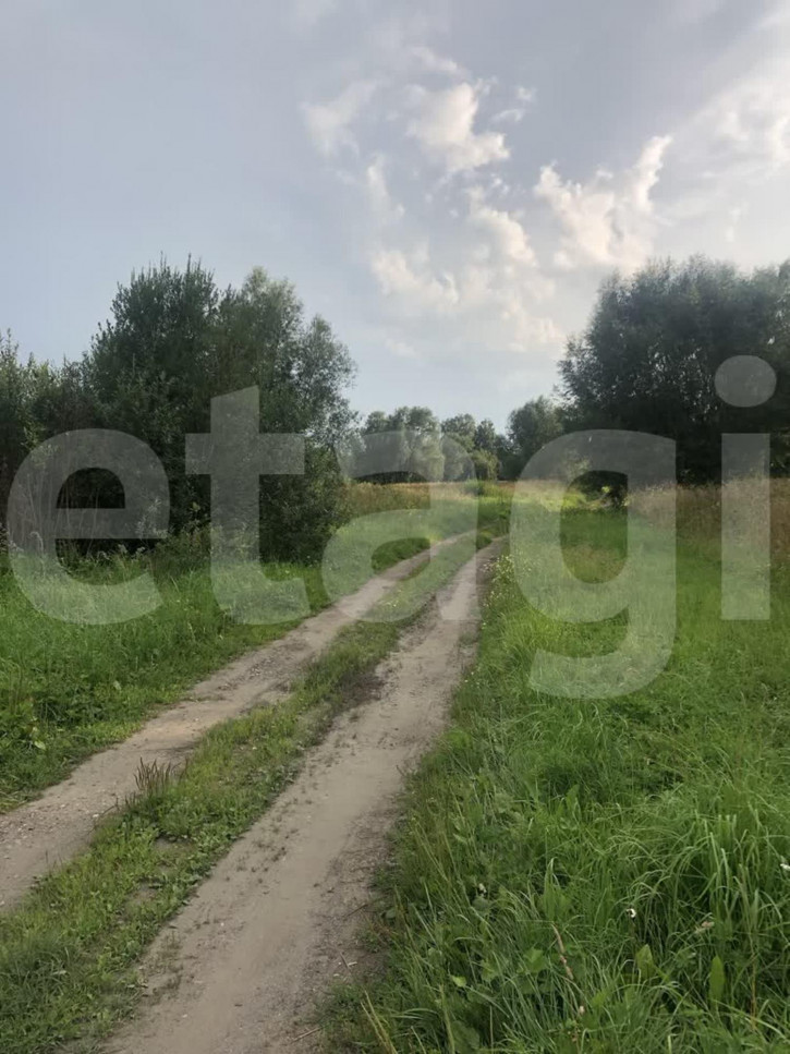 Земельный участок
