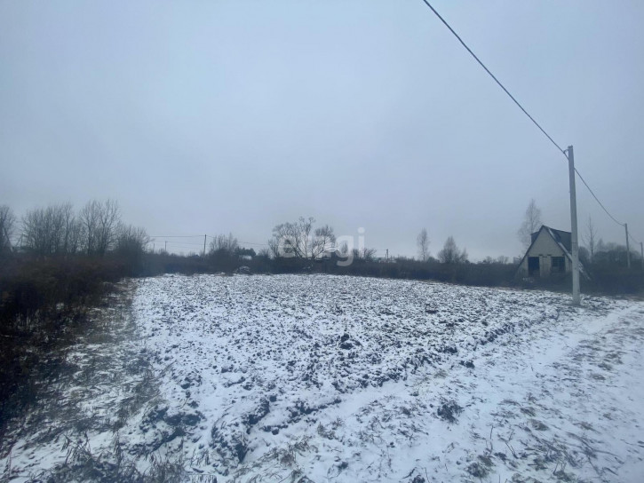 Земельный участок