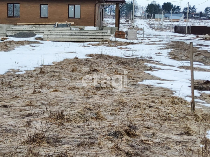 Земельный участок