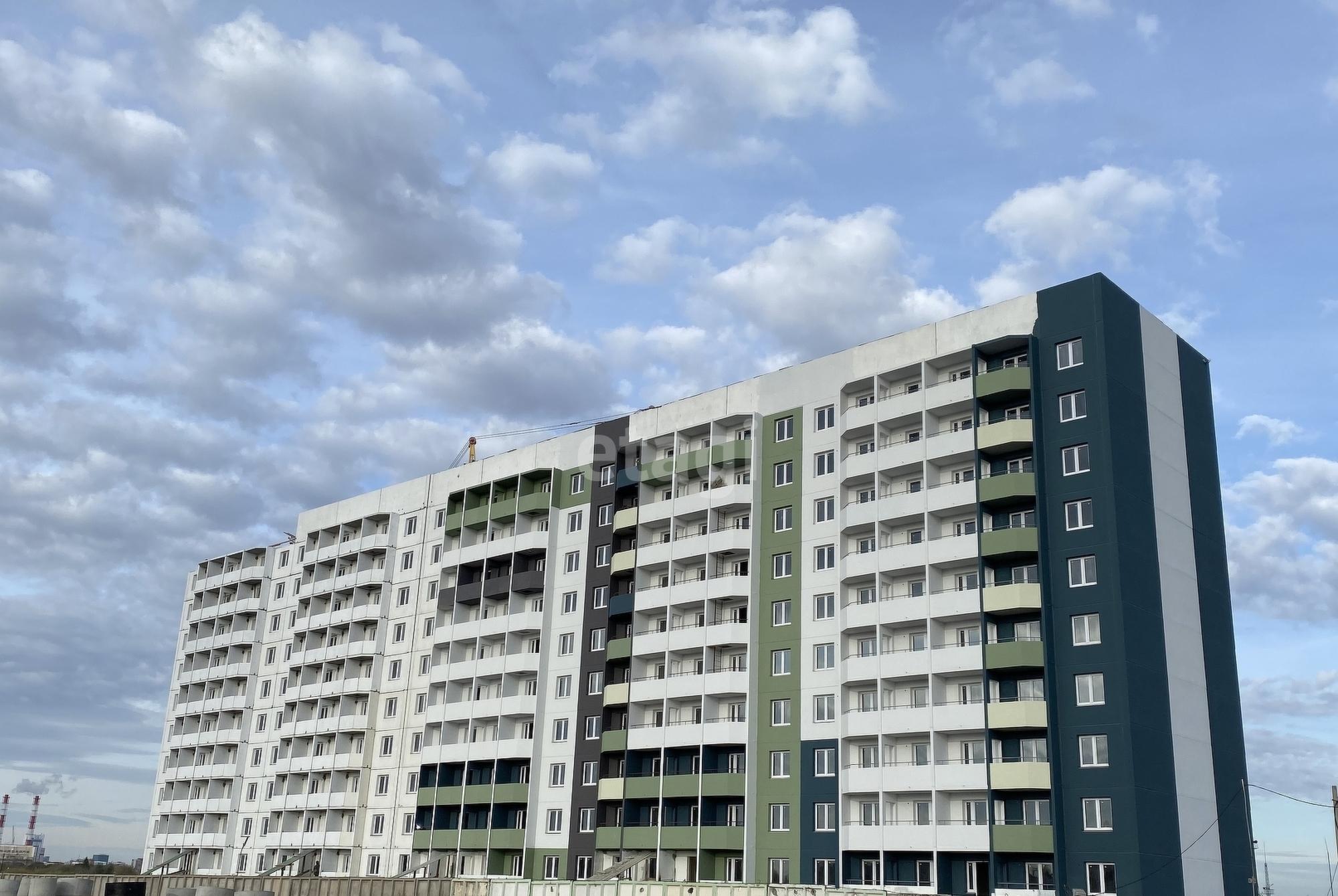 Купить квартиру за 4 000 000 рублей на Алексея Леонова, 32