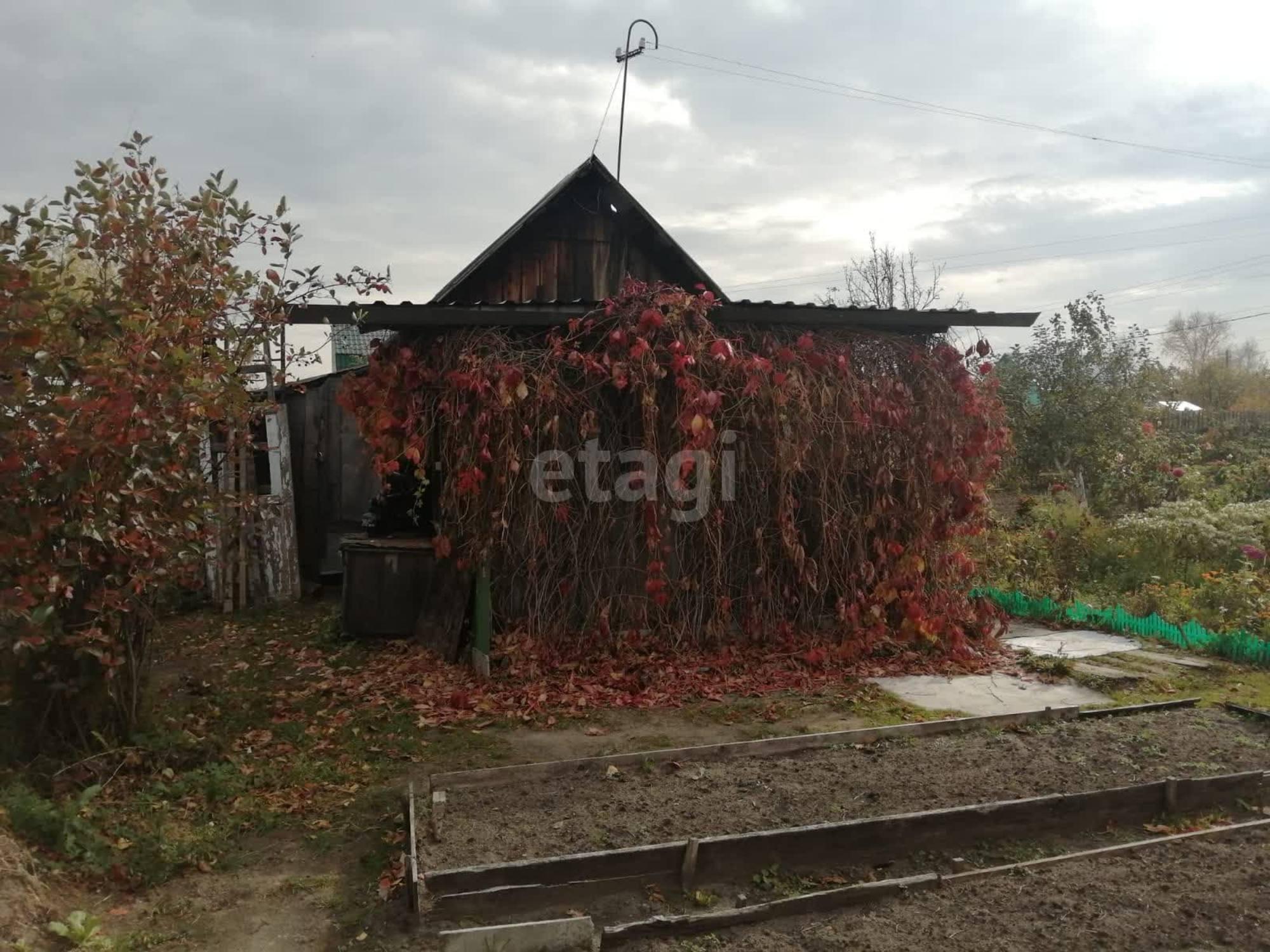Купить дачу, дом, коттедж за 1 700 000 рублей на Центральная,