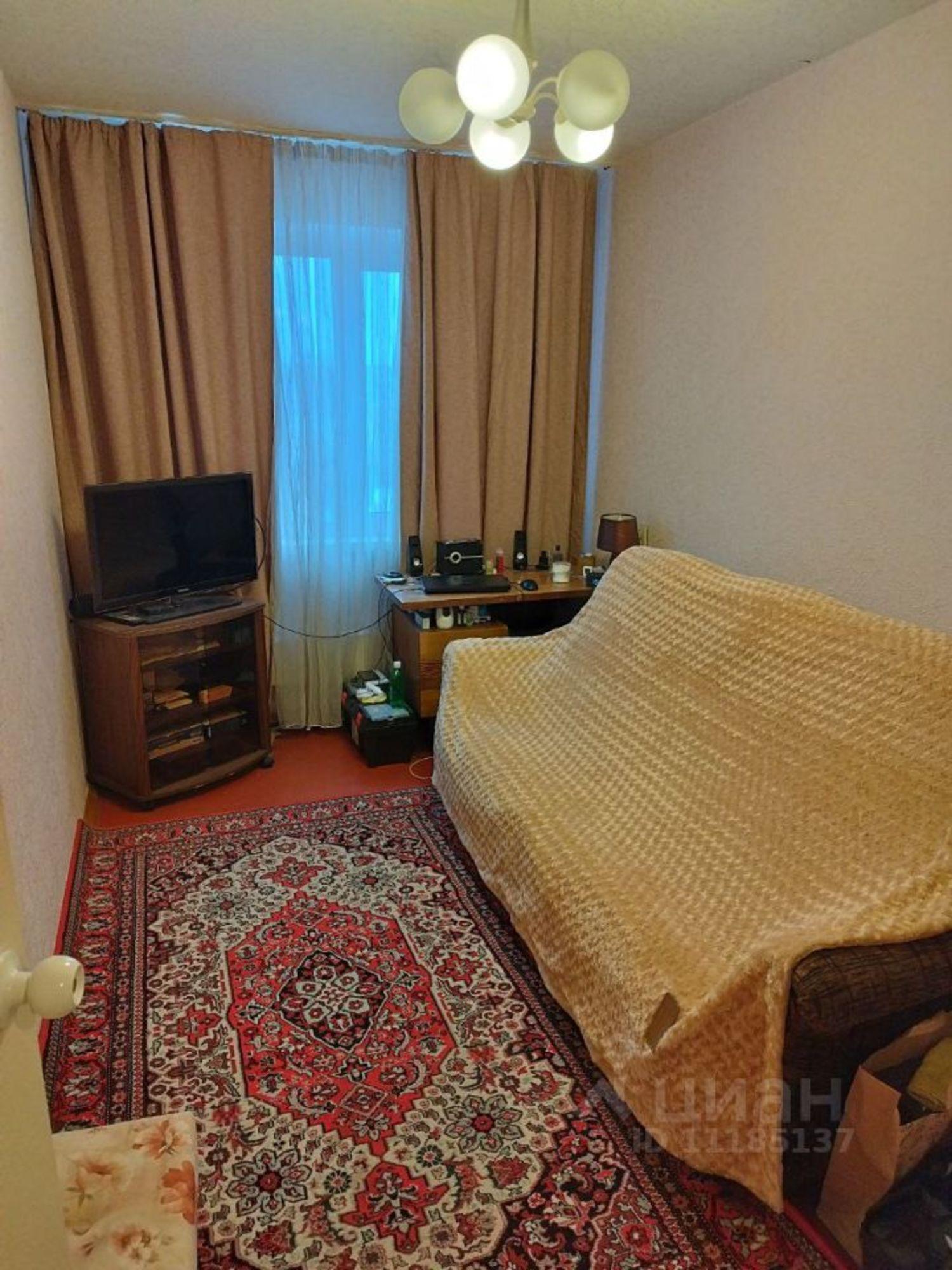 Сдать комнату за 8 000 рублей на улица Сергея Есенина, 39