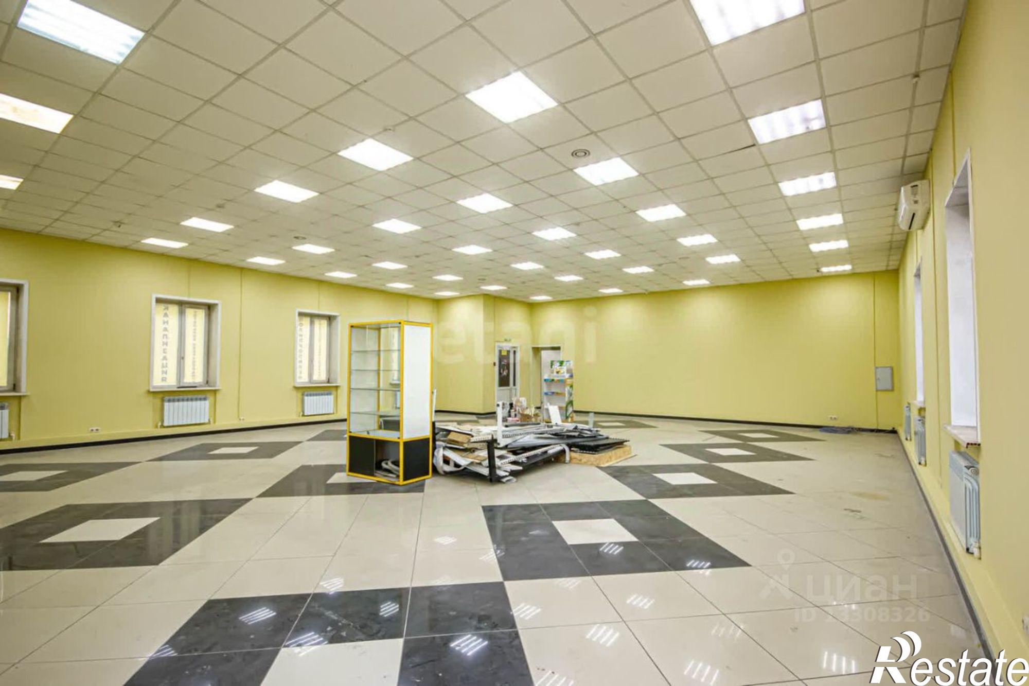 Сдать торговое помещение за 104 000 рублей на Волочаевская улица, 64 к1