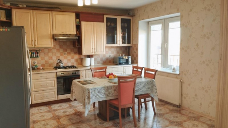 3-комн квартира Советская, 20