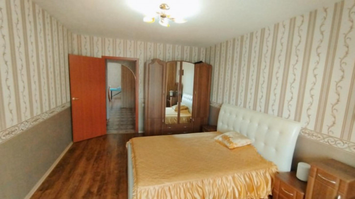3-комн квартира Советская, 20