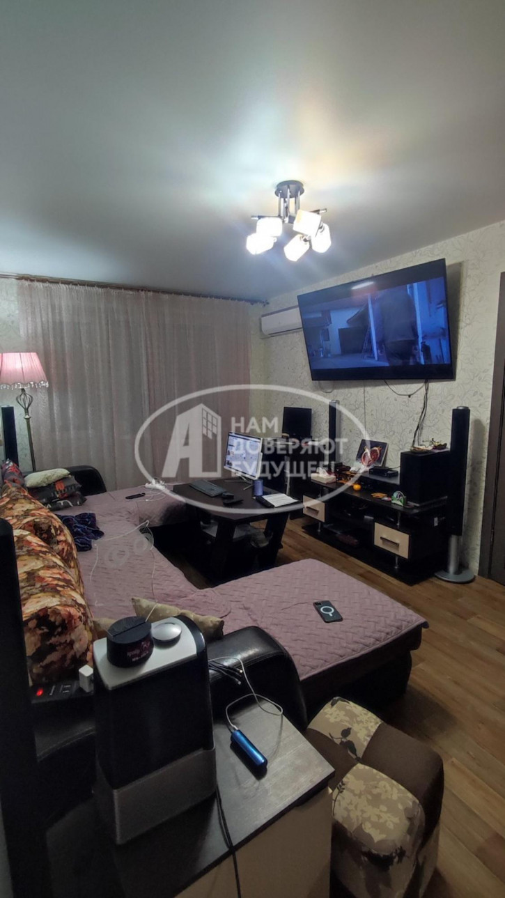 3-комн квартира проспект Ленина, 33