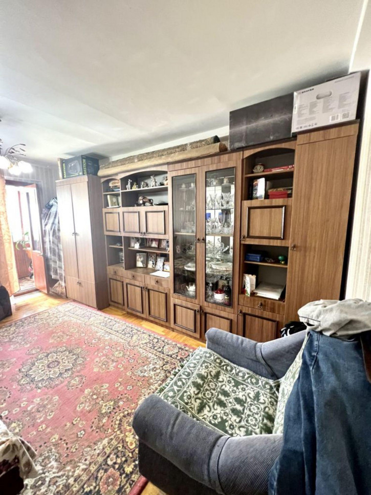 2-комн квартира Октябрьская ул, 446