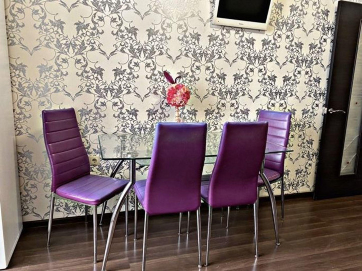 2-комн квартира Нежнова ул, 21к3