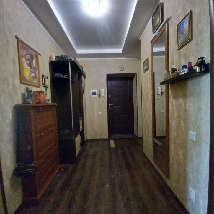 3-комн квартира Свободы ул, 8