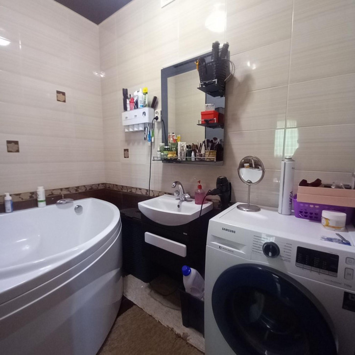 3-комн квартира Свободы ул, 8