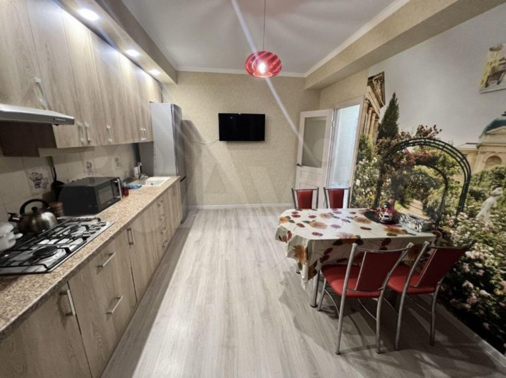 2-комн квартира Пестова ул, 15А