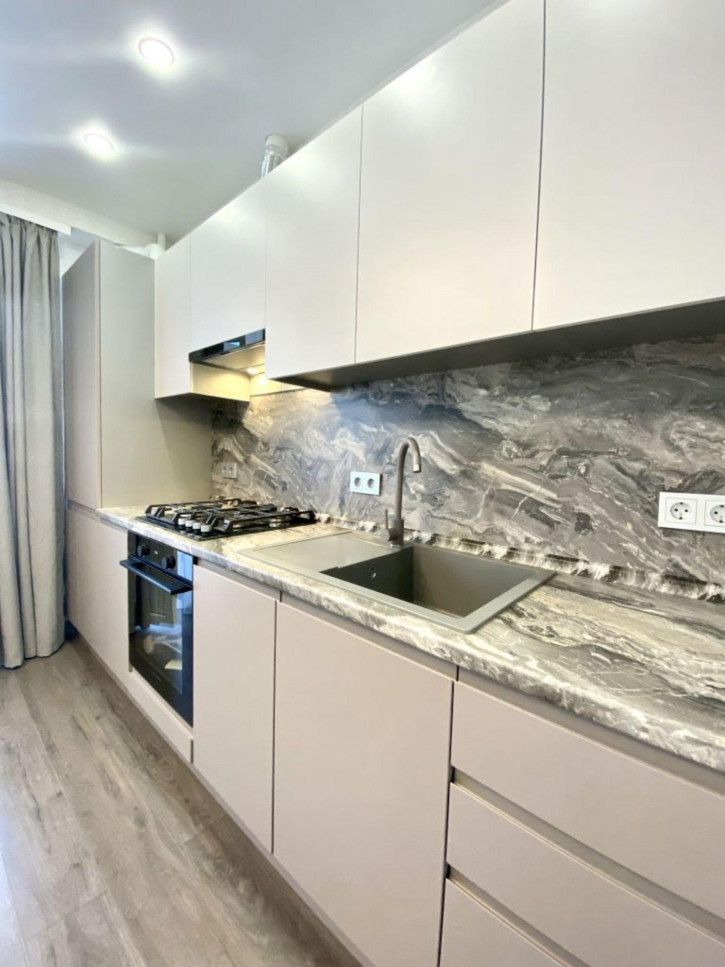 2-комн квартира Березовый пер, 13к7