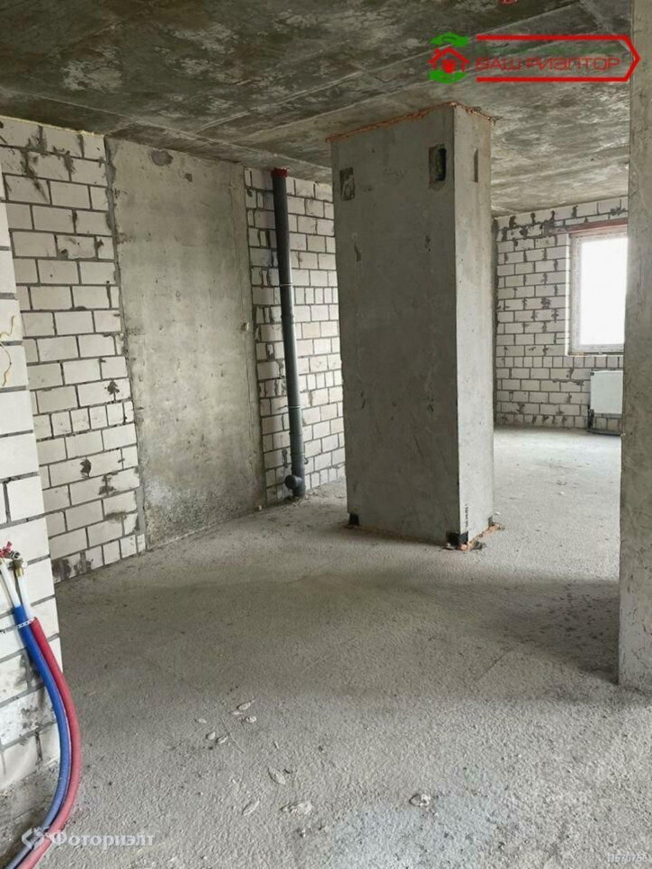 2-комн квартира Героев Отечества пр-кт, 8А