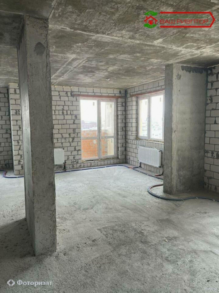 2-комн квартира Героев Отечества пр-кт, 8А